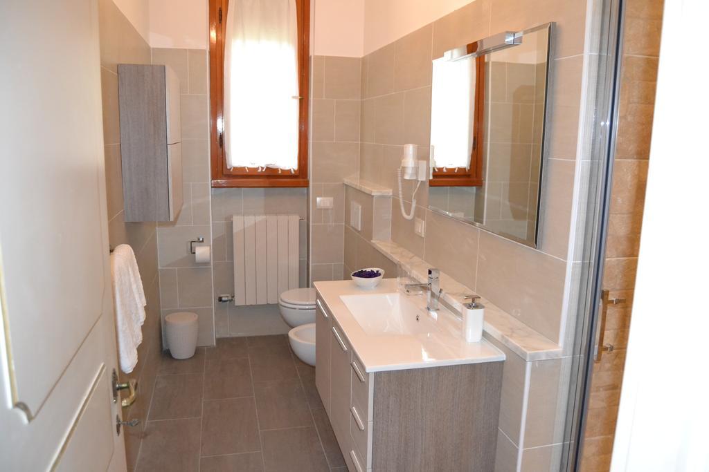 B&B Villa Il Poggiolino Molino del Piano Exteriör bild