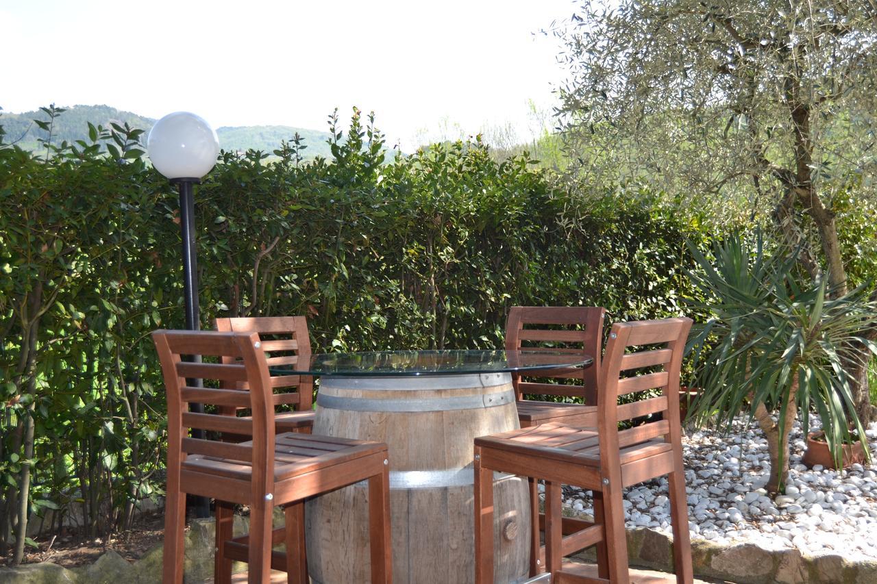 B&B Villa Il Poggiolino Molino del Piano Exteriör bild