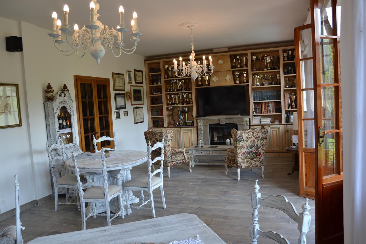 B&B Villa Il Poggiolino Molino del Piano Exteriör bild
