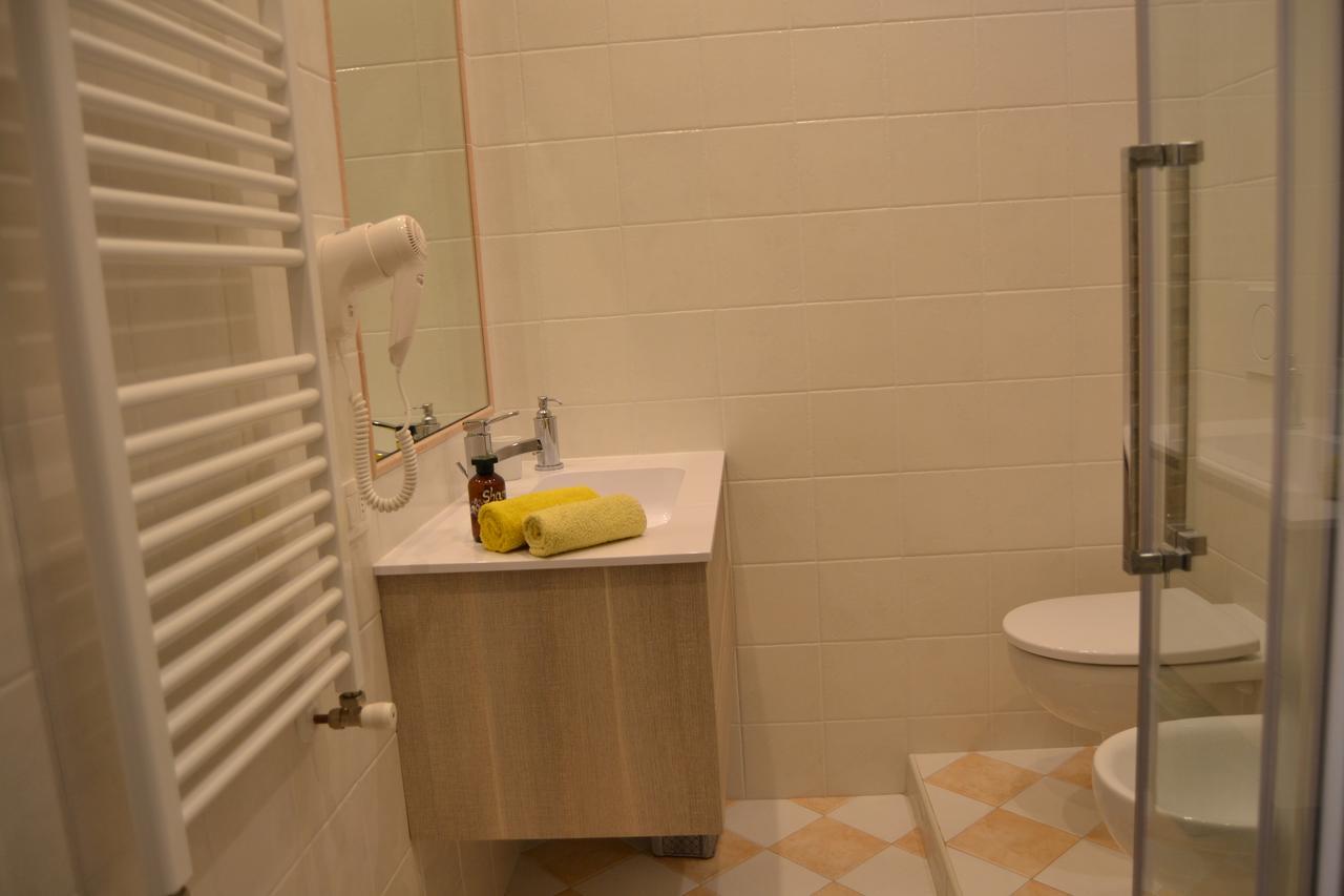 B&B Villa Il Poggiolino Molino del Piano Exteriör bild